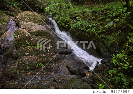 ひづめの滝 93577697