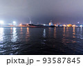 京浜工業地帯 船の夜景 93587845