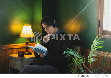読書　 93588076