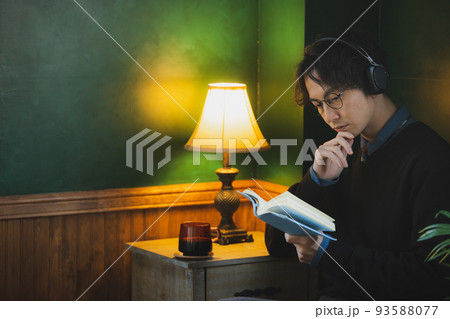 読書　 93588077