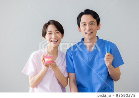 医療　歯科医イメージ 93590278