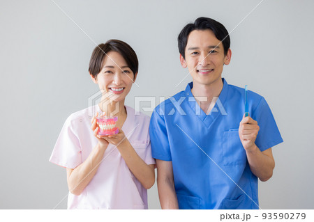 医療　歯科医イメージ 93590279