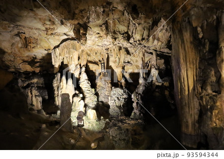 満奇洞 鬼の居間 93594344