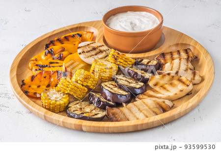 Gtilled vegetables 93599530