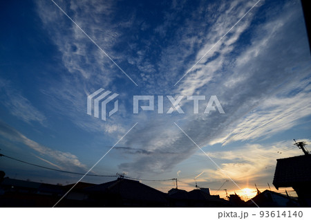 秋の夕暮れ 93614140