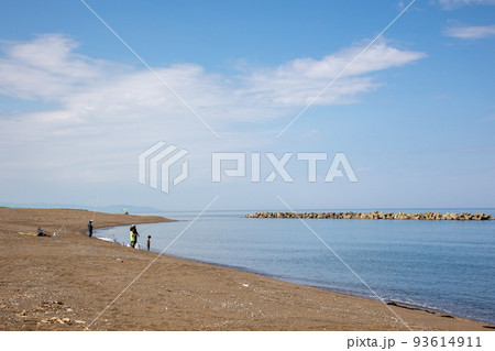 海と砂浜 新潟県柿崎中央海水浴場 海と砂浜 新潟県柿崎中央海水浴場 93614911