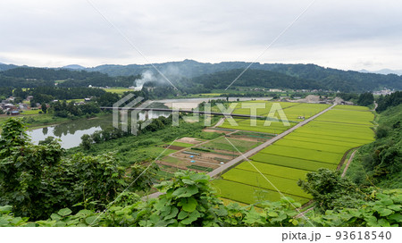 越後川口SA(上り)からの信濃川の風景 越後川口SA(上り)からの信濃川の風景 93618540