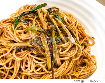 中国上海料理・葱油拌麺（ねぎ油まぜそば） 93622709