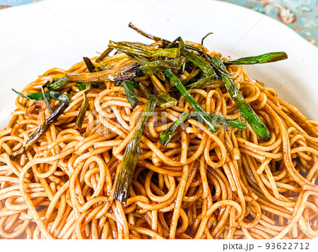 中国上海料理・葱油拌麺（ねぎ油まぜそば） 93622712