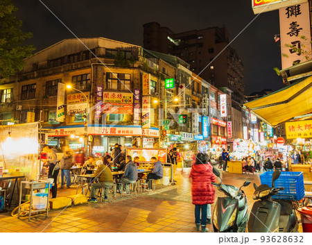 台北 寧夏夜市 ※一部ソフトフォーカス 台北 寧夏夜市 ※一部ソフトフォーカス 93628632