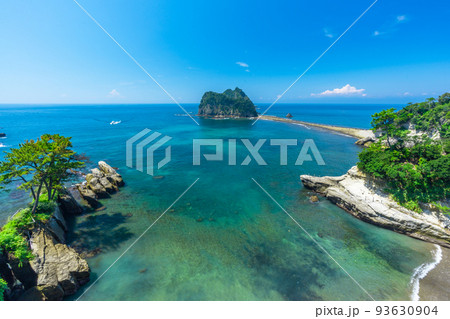 【静岡県】 西伊豆 トンボロ現象 堂ヶ島 三四郎島 【静岡県】 西伊豆 トンボロ現象 堂ヶ島 三四郎島 93630904