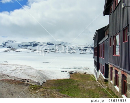 ベルゲン急行とフロム鉄道で訪れるノルウェーの世界遺産フィヨルド ベルゲン急行とフロム鉄道で訪れるノルウェーの世界遺産フィヨルド 93633953