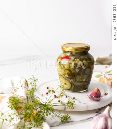 Pickled or fermented vegetables 93634035