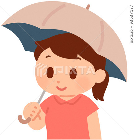 傘をさす女性 93637137