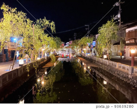 夜の城崎温泉  93639280