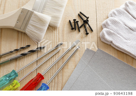 DIYの工具と道具類 93643198
