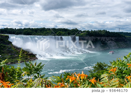Niagara Falls Cruise Boat Tour. Ontario, Canada. American Falls. 93646170