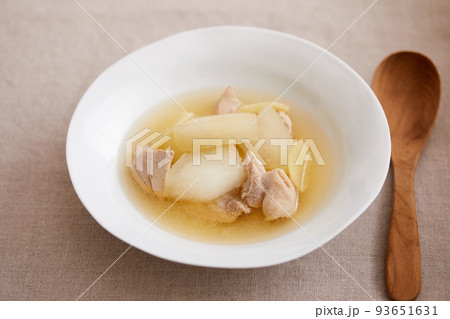 冬瓜と鶏肉のさっぱりスープ 93651631