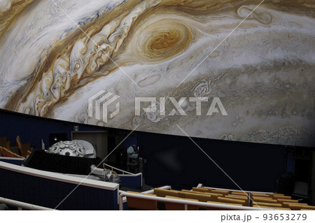 プラネタリウム　円形スクリーン　天体ショー 93653279