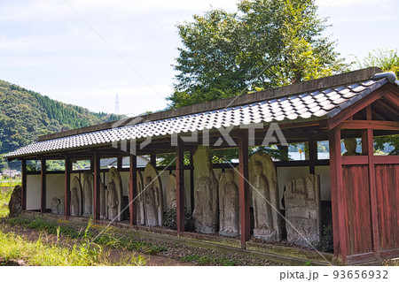 西山光照寺跡（一乗谷朝倉氏遺跡） 93656932