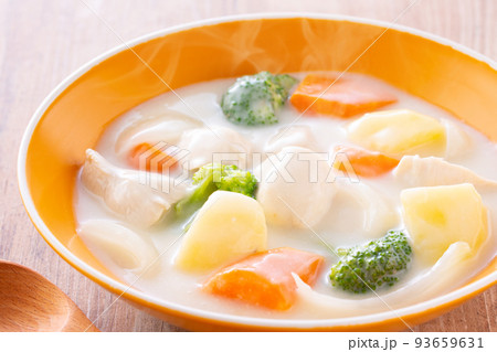 チキンクリームシチュー チキンクリームシチュー 93659631
