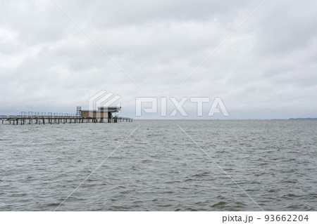 霞ケ浦で盛んな網いけす養殖 霞ケ浦で盛んな網いけす養殖 93662204