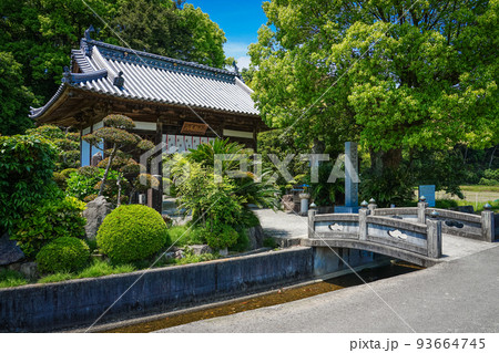 小松尾寺こと四国霊場第67番札所「大興寺」 小松尾寺こと四国霊場第67番札所「大興寺」 93664745