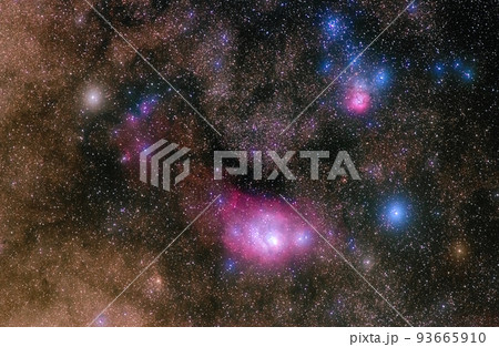 いて座の散光星雲M8とM20　天体写真 93665910