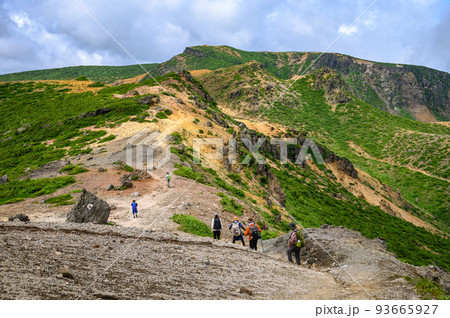 (福島県)夏の安達太良山・山頂付近 (福島県)夏の安達太良山・山頂付近 93665927