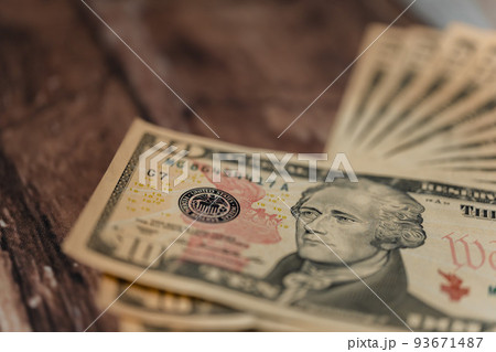 米ドル紙幣 93671487
