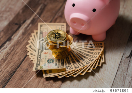 貯金箱 米ドル紙幣 仮想通貨 貯金箱 米ドル紙幣 仮想通貨 93671892