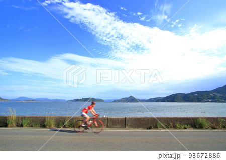 気持ちいい 海辺の国道185号線 (さざなみ海道) 93672886