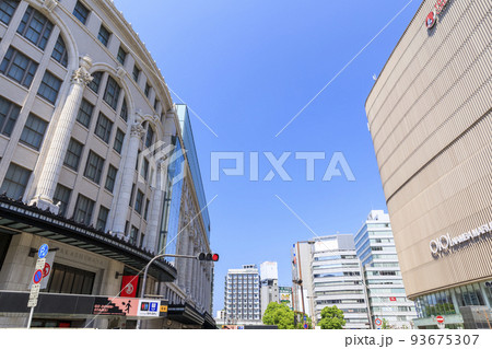 大阪市中央区難波　南海なんば駅前風景 93675307