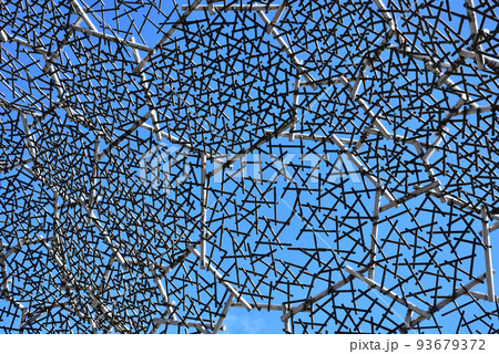 《神戸市》六甲山上の人気スポット 自然体感展望台 六甲枝垂れ 93679372