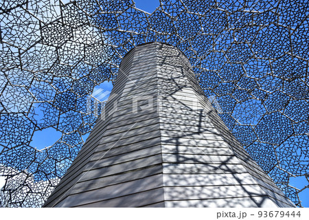 《神戸市》六甲山上の人気スポット 自然体感展望台 六甲枝垂れ 《神戸市》六甲山上の人気スポット 自然体感展望台 六甲枝垂れ 93679444