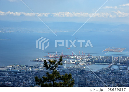 《神戸市》六甲山上から神戸～大阪の眺めの写真素材 [93679857] - PIXTA