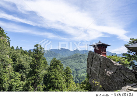 夏の山寺の風景 立石寺 納経堂 山形県山形市 夏の山寺の風景 立石寺 納経堂 山形県山形市 93680302