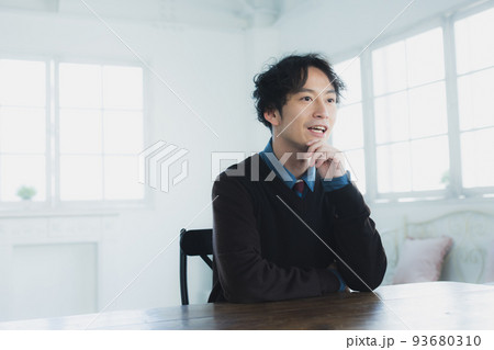 男性 インタビュー 男性 インタビュー 93680310