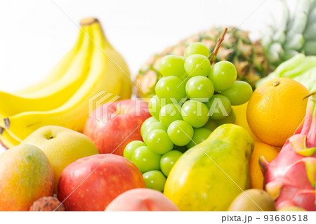 フルーツの盛り合わせ フルーツの盛り合わせ 93680518