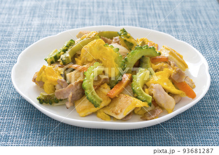 ゴーヤチャンプルー ゴーヤチャンプルー 93681287