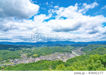 【大山展望台より美作市内を一望】 岡山県美作市巨勢 【大山展望台より美作市内を一望】 岡山県美作市巨勢 93692177