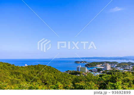 平草原展望台から見た白浜温泉街　和歌山県白浜町 93692899