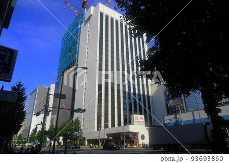 8月　港区1882森永プラザビル本館 93693860