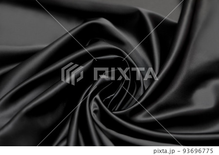 黒いサテンの布 93696775