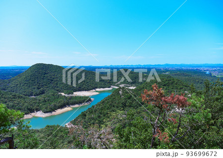 兵庫県加東市　三草山登山道からの景色 93699672