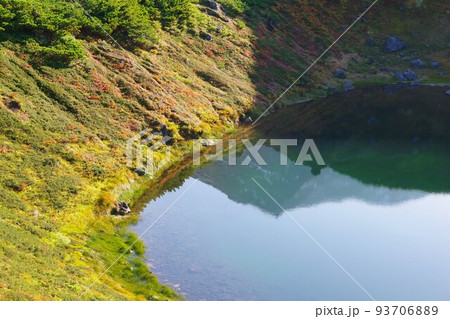 北海道旭岳　すり鉢池 93706889
