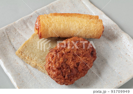 複数のさつま揚げ 93709949