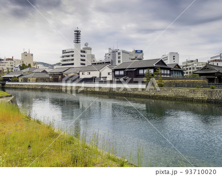 長崎・表門橋公園から眺める中島川と出島 / Nagasaki, Japan 93710020