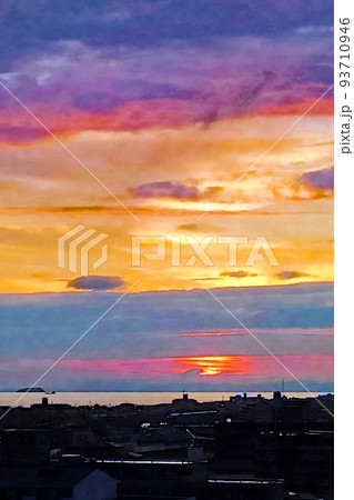 瀬戸内の播磨灘に沈む「夕日」と「新幹線」水彩画風 93710946