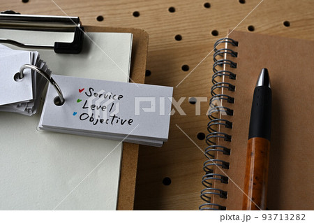 Service Level Objectiveと書かれた単語帳 93713282